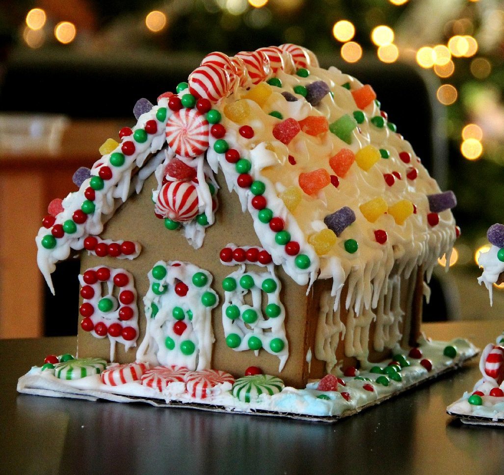 build-a-gingerbread-house-from-scratch-with-this-step-by-step-guide