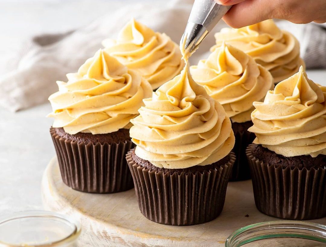 the-loopy-whisk-is-making-us-fall-in-love-with-cupcakes-all-over-again