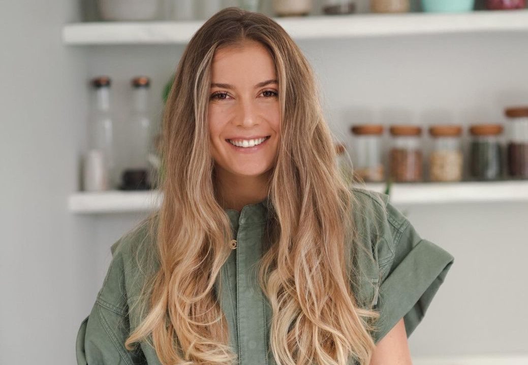 caroline-deisler-s-scrumptious-vegan-dessert-recipes-cooking-4-all