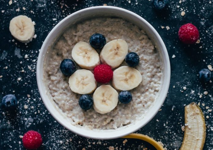Oatmeal with banana, blueberry, and raspberry