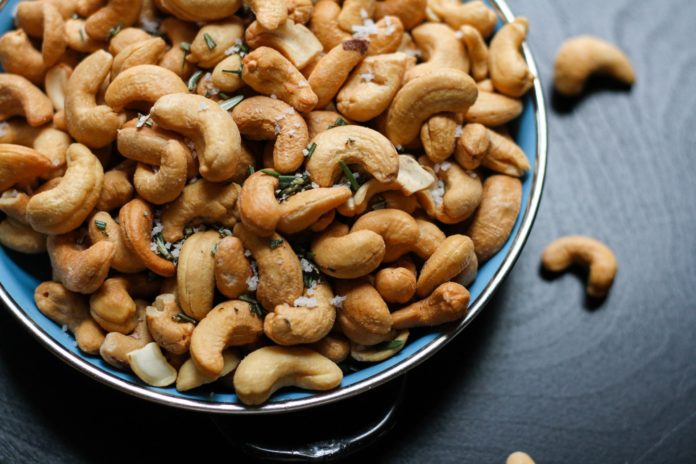 Cashews are healthy