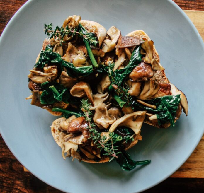 Mushrooms on toast